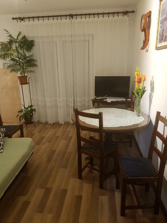 Апартаменты Apartman Toja Сень Экстерьер фото